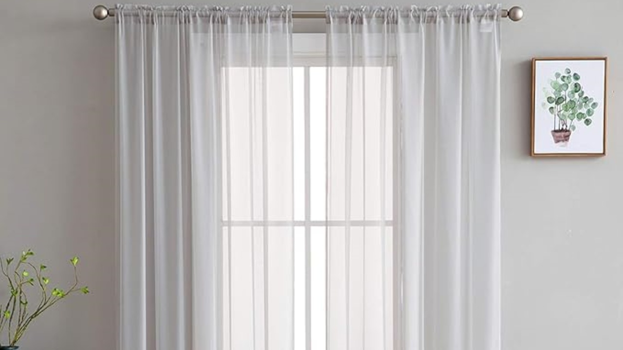 How to Choose Living Room Sheer Curtains that Match Your Home’s Style?